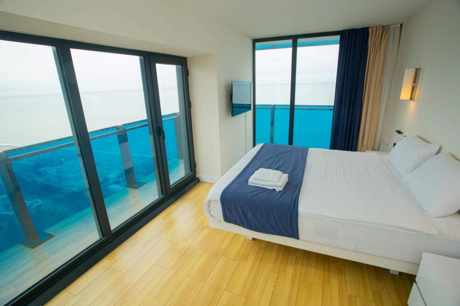Suites Orbi City Aparthotel Batumi Ngoại thất bức ảnh
