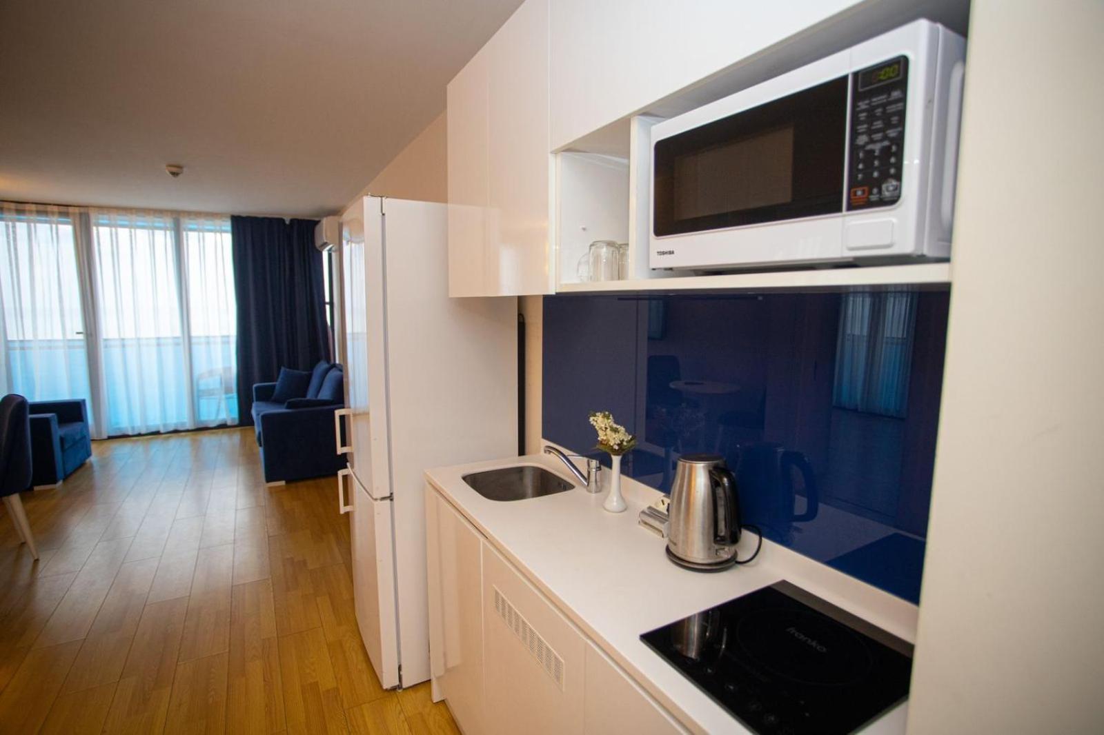 Suites Orbi City Aparthotel Batumi Ngoại thất bức ảnh
