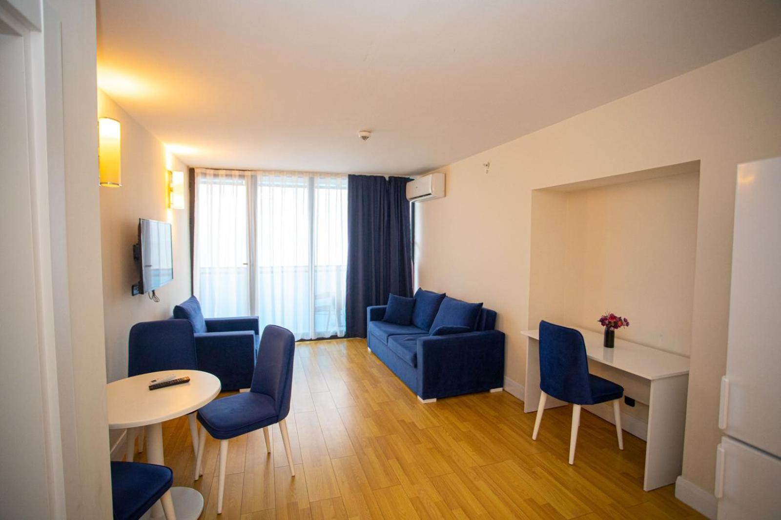 Suites Orbi City Aparthotel Batumi Ngoại thất bức ảnh