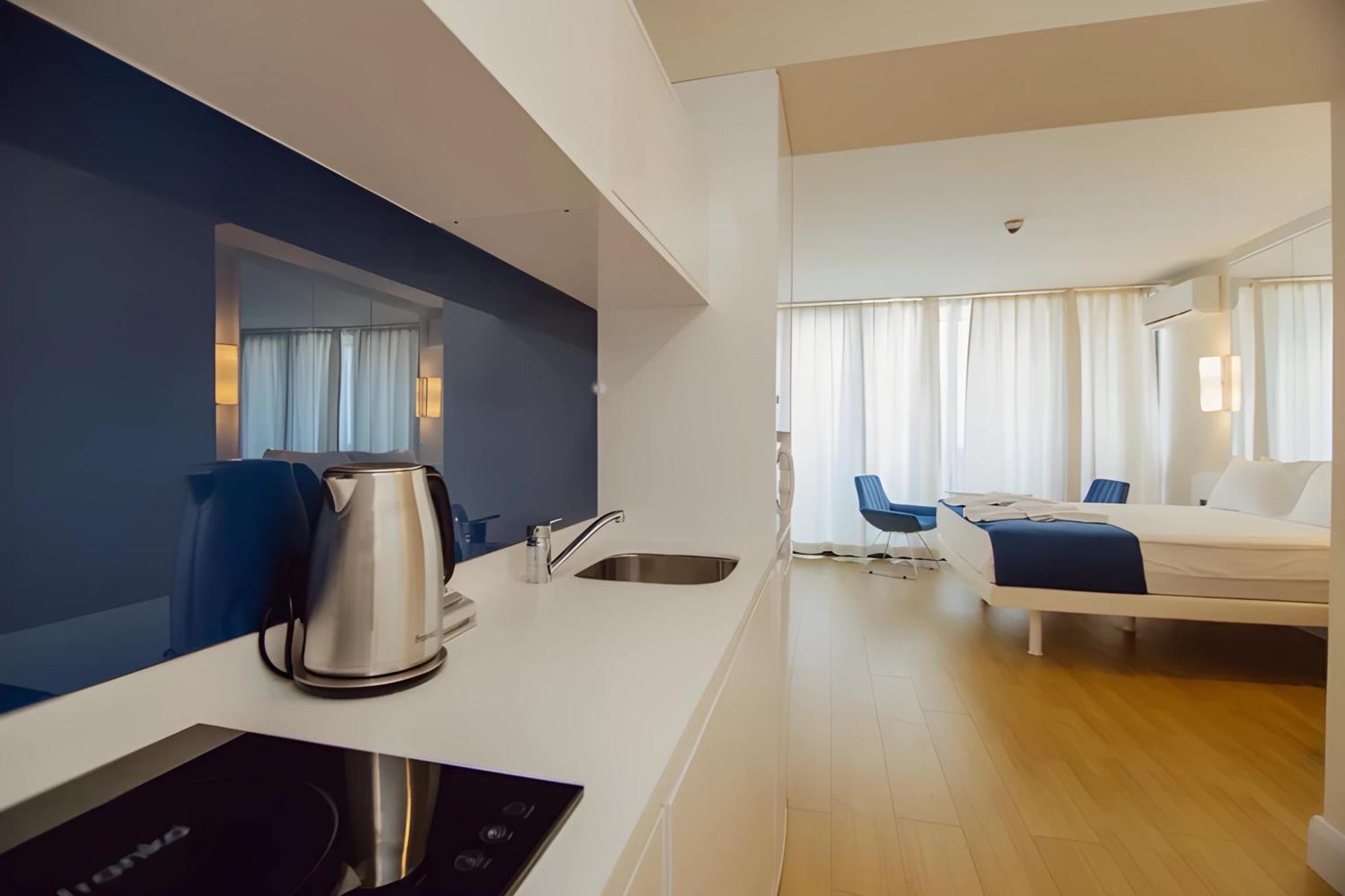 Suites Orbi City Aparthotel Batumi Ngoại thất bức ảnh